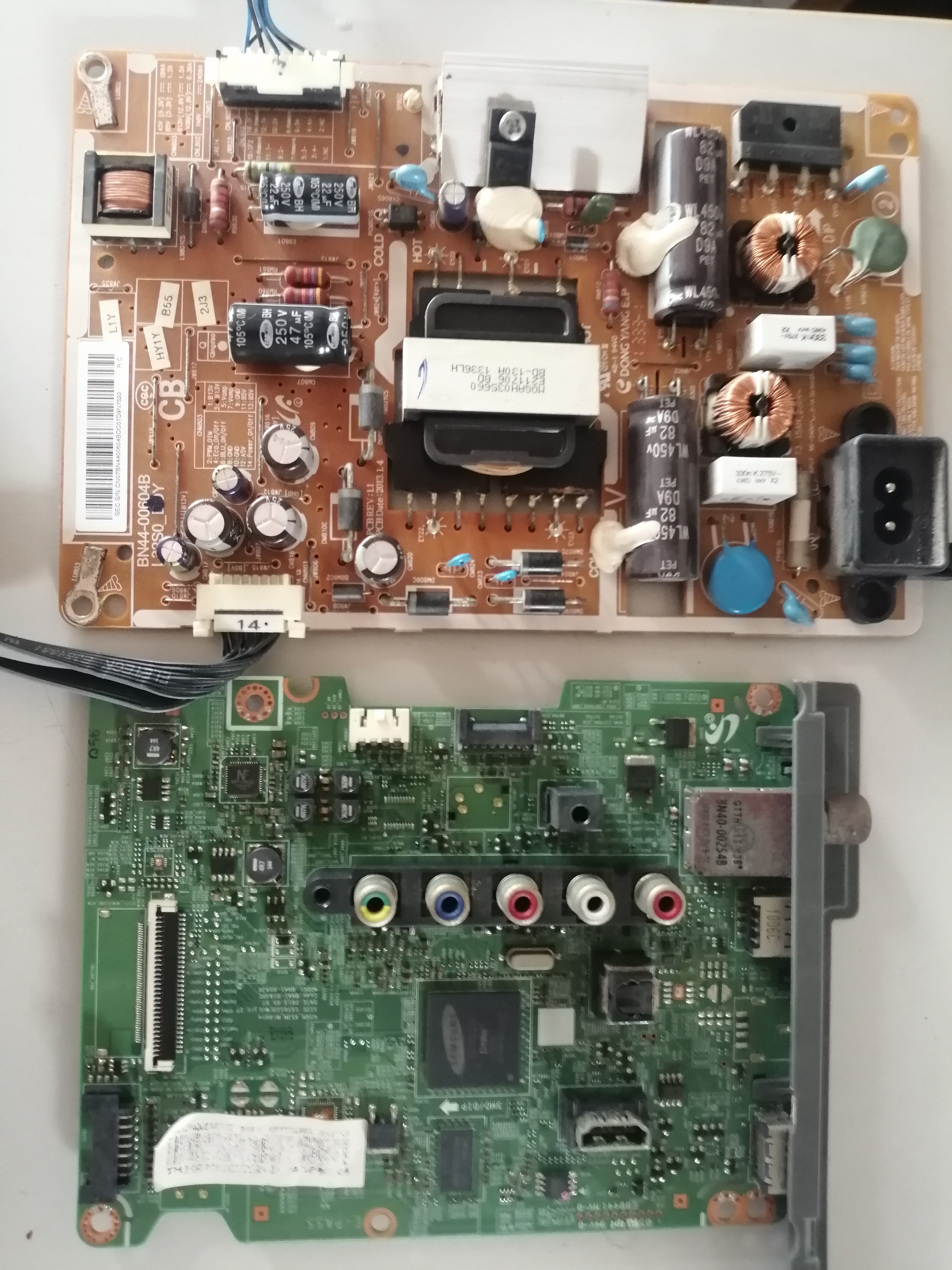 เมนบอร์ด+ซัพพลาย ซัมซุงua32f4000ar