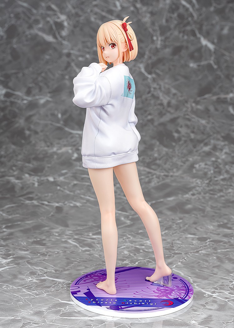 เปิดจอง : Chisato Nishikigi: Oversized Sweatshirt Ver.