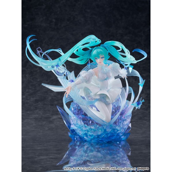 เปิดจอง : Hatsune Miku -Crystal Dress Ver.- 1/7