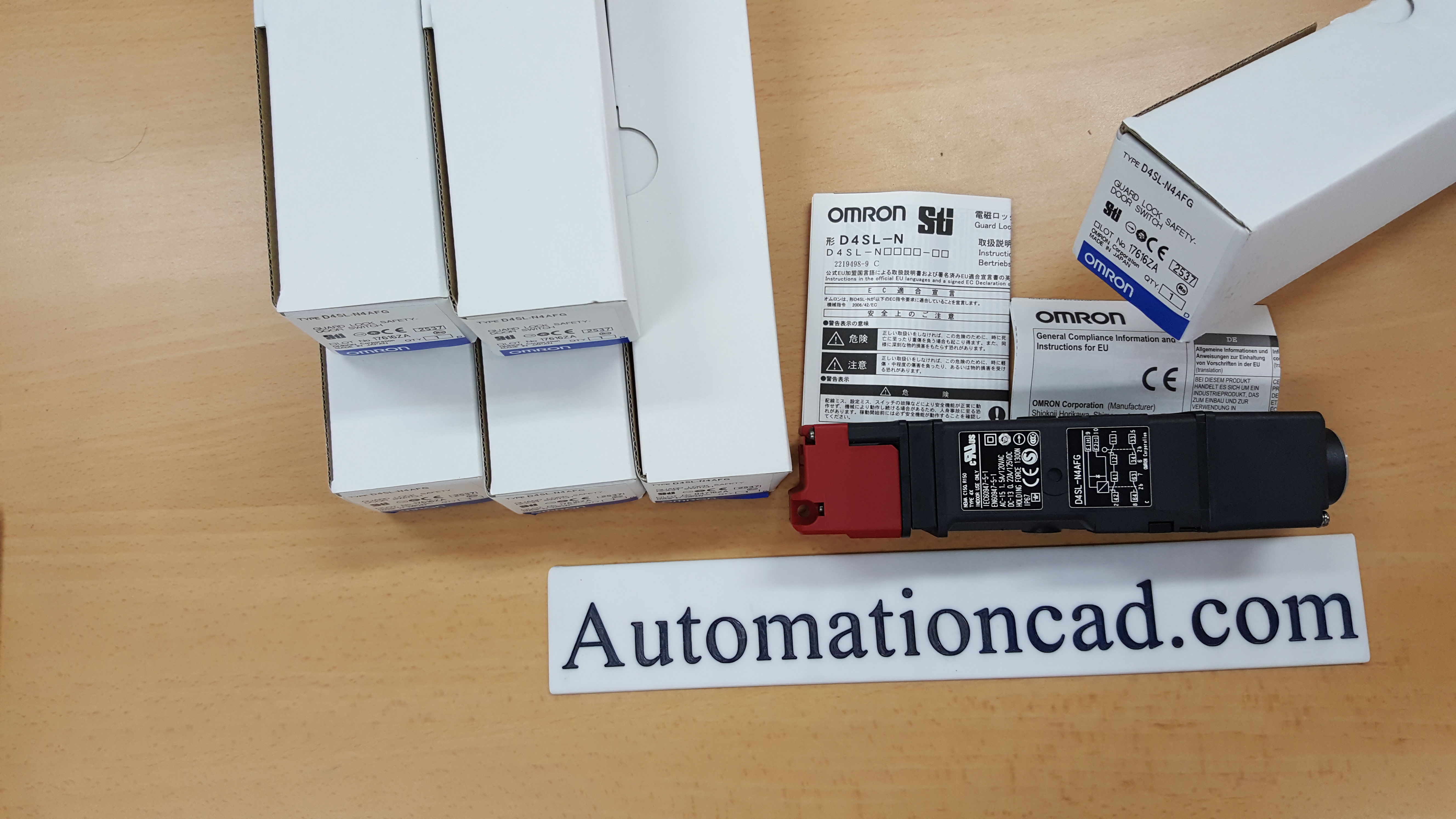 เซฟตี้ล็อคประตู OMRON สำหรับระบบ AUTOMATION - SAFETY DOOR SWITCH, D4SL， DOOR SAFETY LOCK ,