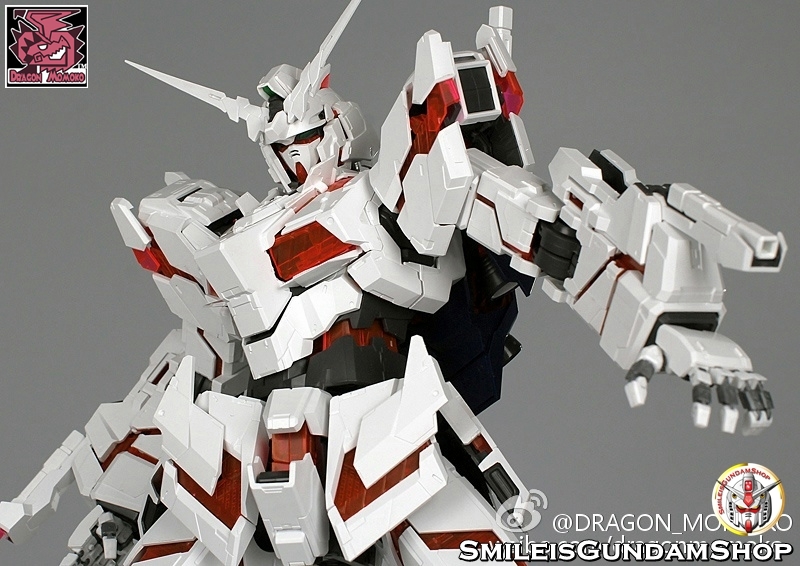 PG 1/60 UNICORN GUNDAM+LED UNIT+REMOTE[โมจีน DragonMomoko]