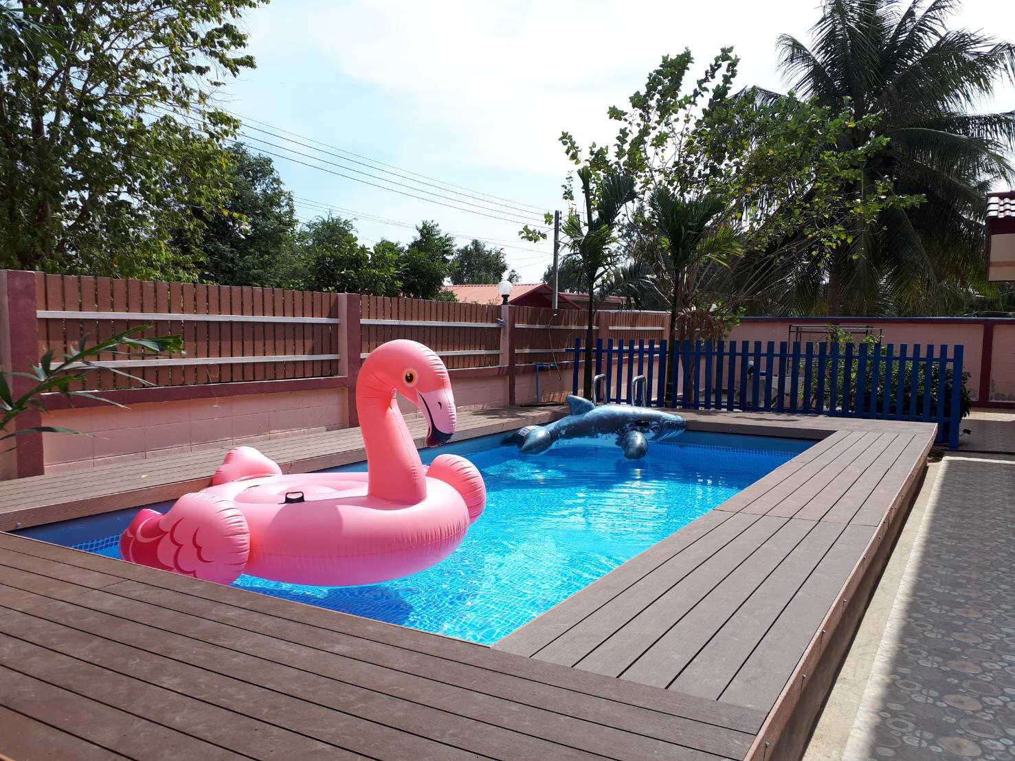 INTEX สระน้ำ Ultra Frame Pool ขนาด18 ฟุต ร พร้อมกรองทรายและเครื่องกรองเกลือ