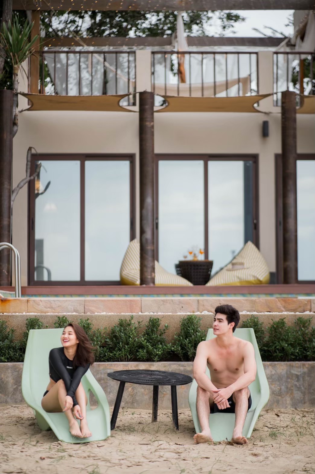 HR15064 บ้านพักติดทะเล The Ocean Beach Villa, Sam Roi Yod.