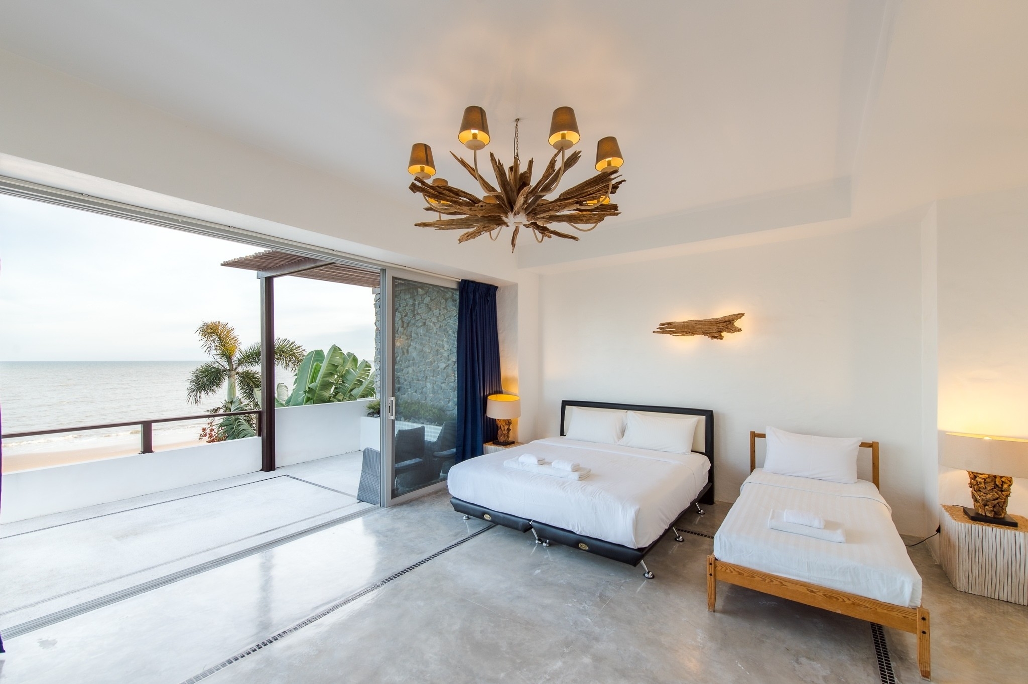 HR15088 บ้านพักติดทะเล S Beach pool villa Kuiburi