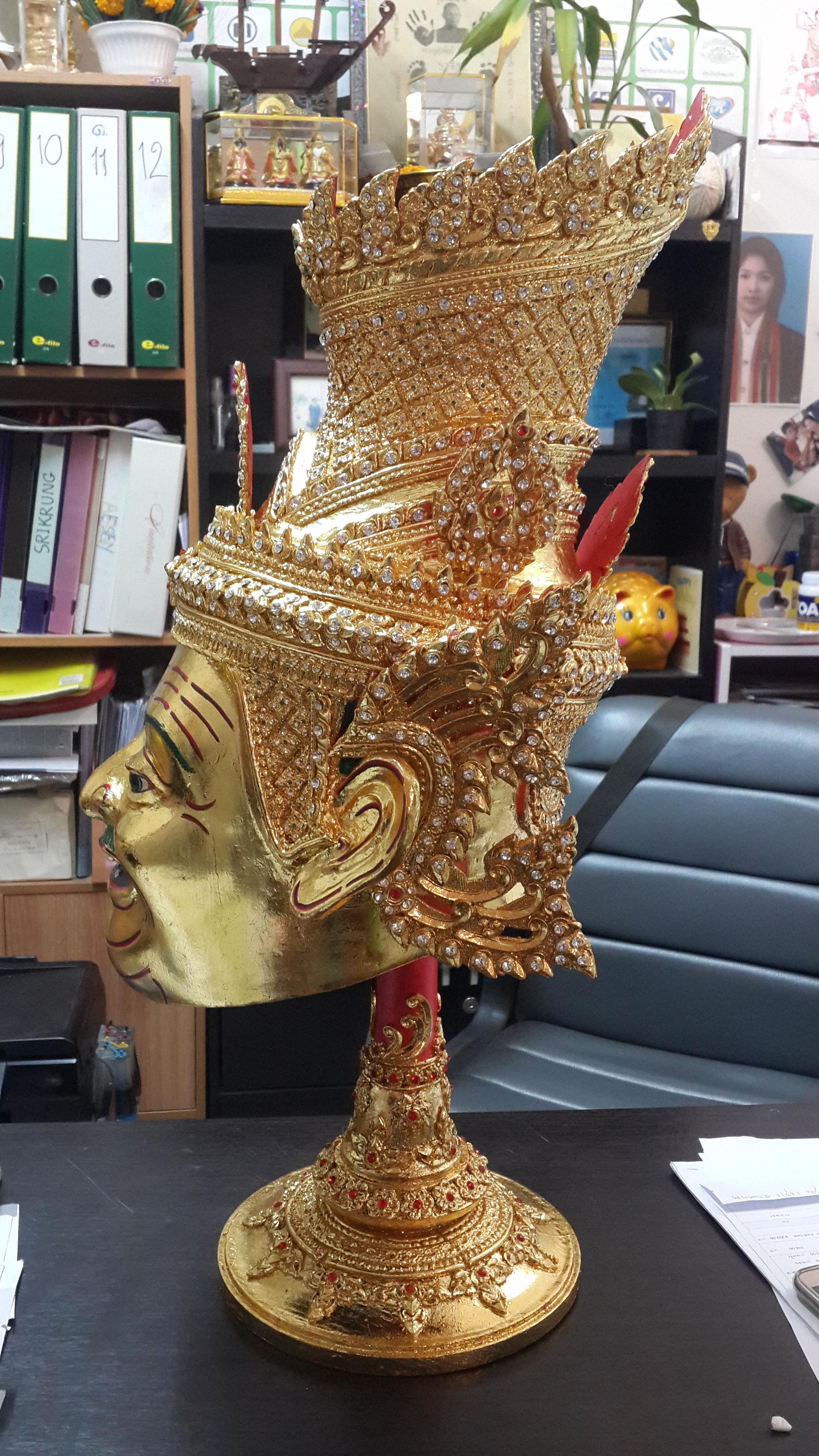 พ่อแก่ ขนาดครอบ ประดับเพชร