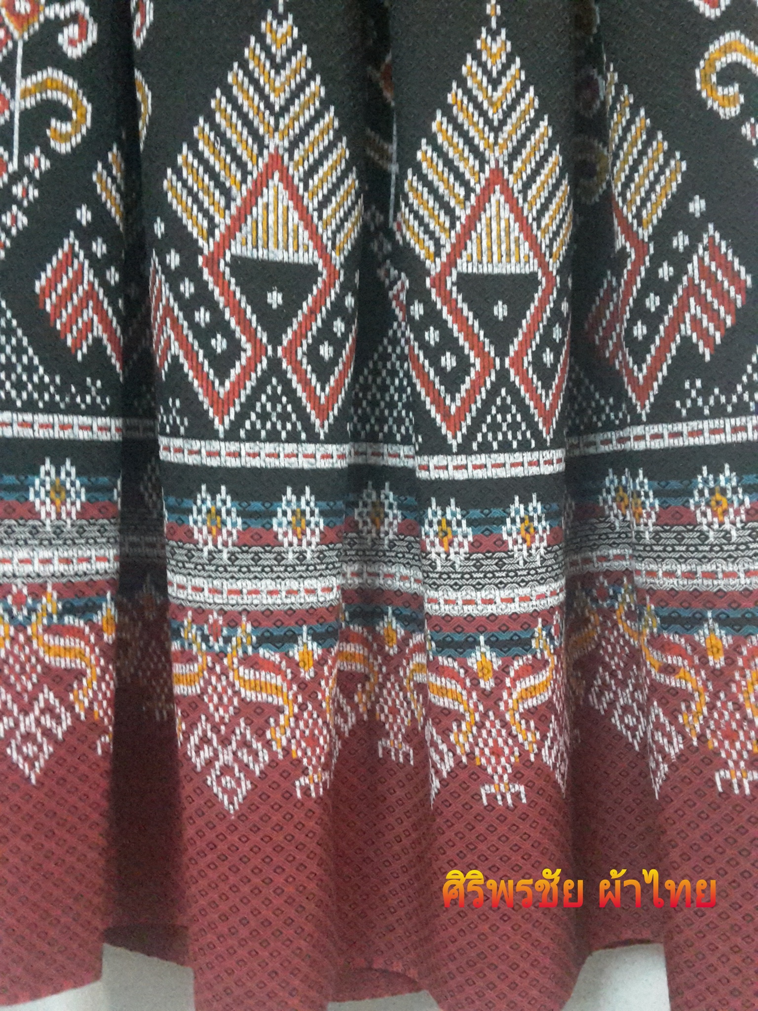 กระโปรงผ้าไทยสำเร็จรูป กระโปรงผ้าไทยผ้าฝ้ายมัดมัดหมี่ กระโปรงผ้าฝ้ายทรงทวิท