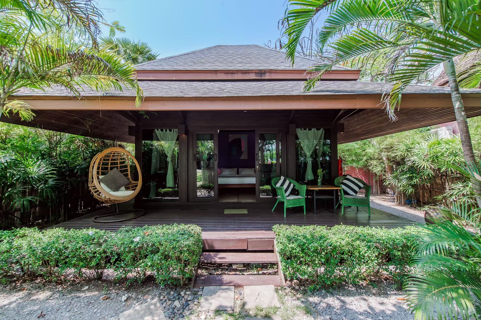 HR15062 บ้านพักติดทะเล The Le Valley Rimley Pranburi