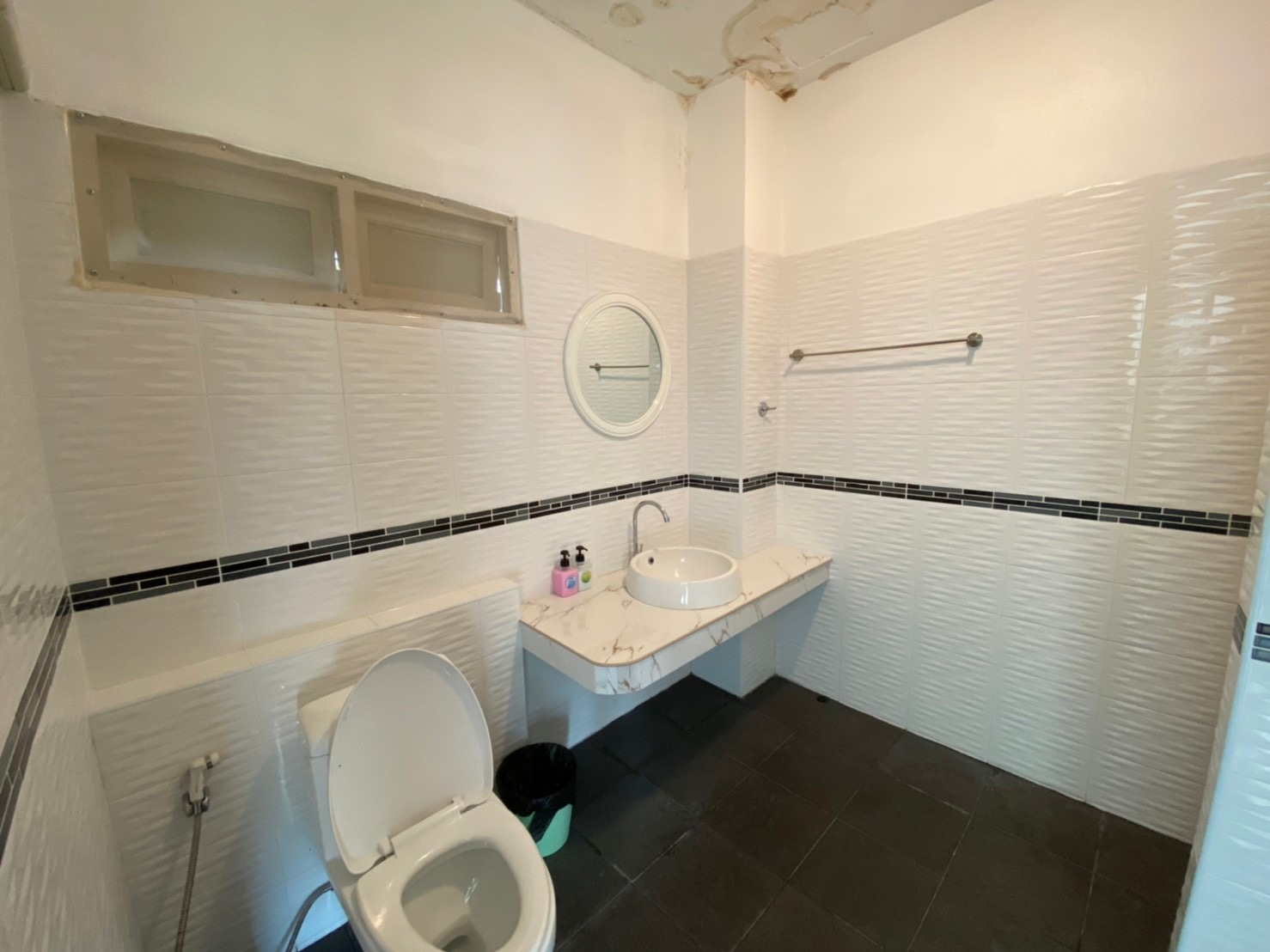 HR15047 บ้านพักติดทะเล The Zarento beach