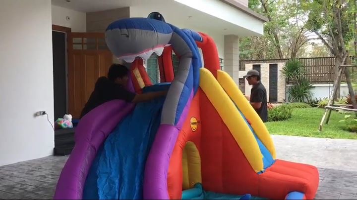 บ้านลมฉลาม