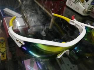New.แว่น Oakley Sunglasses มาพร้อมอุปกรณ์เสริม ราคาพิเศษ