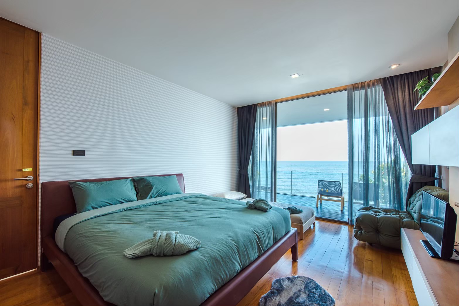 HR15003 บ้านพักชะอำ The Coastal Beach Villa