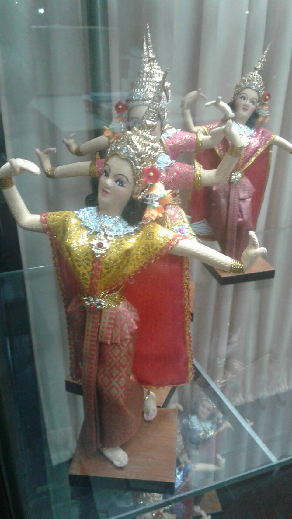 ตุ๊กตา นางรำ (เดี่ยว) ขนาดเล็ก 8 นิ้ว