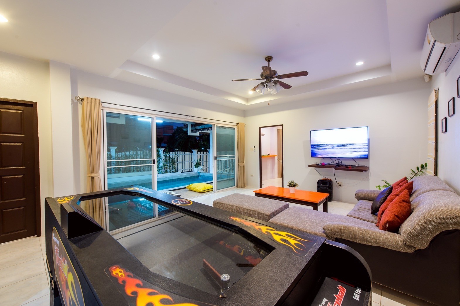 HR15056 บ้านพักหัวหิน บ้าน Farry Pool Villa