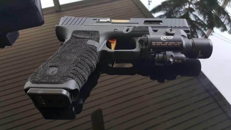 New.Surefire X400 LED WeaponLight with Laser New Type (BK) ราคาพิเศษ