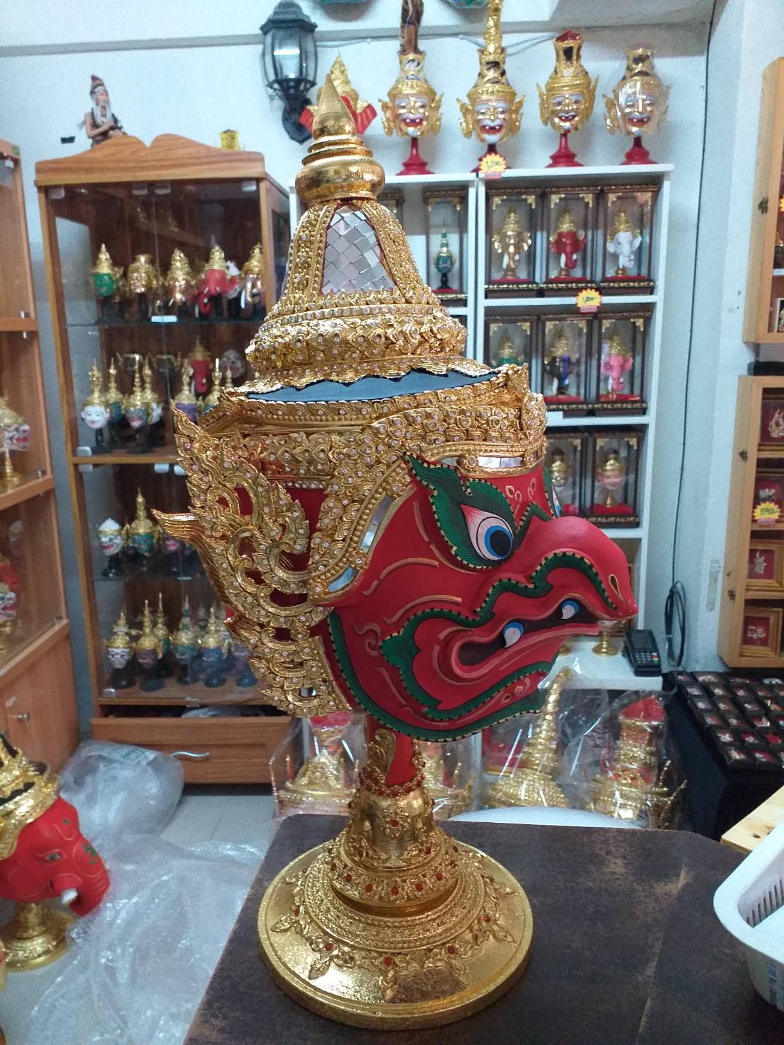 ครุฑ ขนาดครอบ