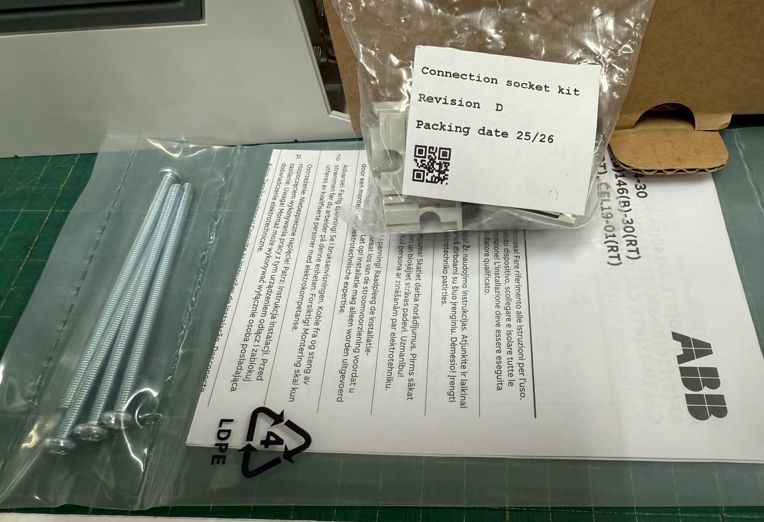 แมกเนติก AF140-30-11B-13 ABB 75kW Magnetic Contactor คอยล์ 220VAC 1 SFL447002R1311