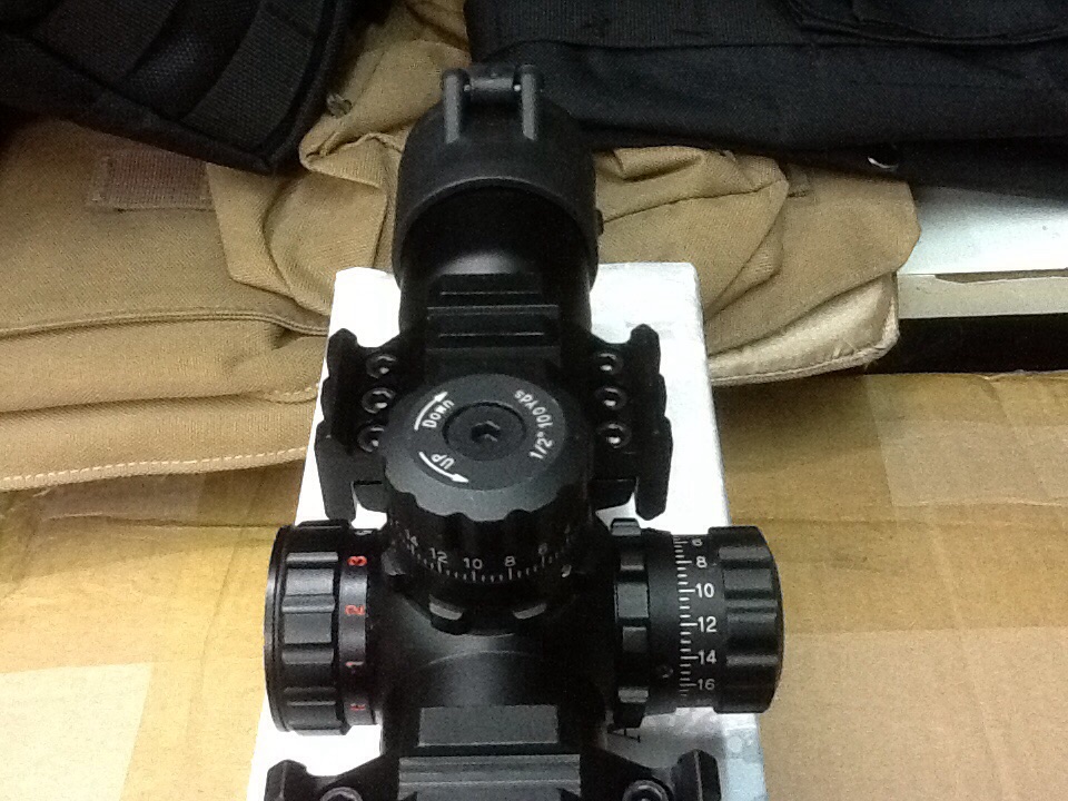 กล้องเล็งไว Scope ANS Optical 1.5-4x30 CQB