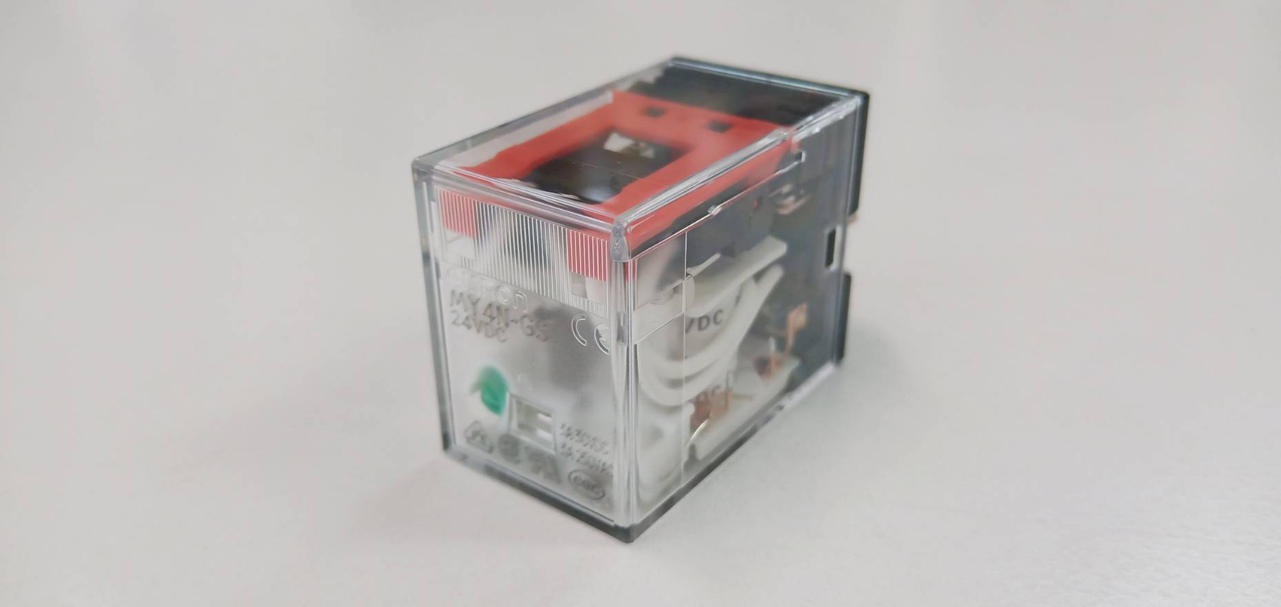 RELAY OMRON รีเลย์ 4 contact มีไฟ LED MY4N-24VDC