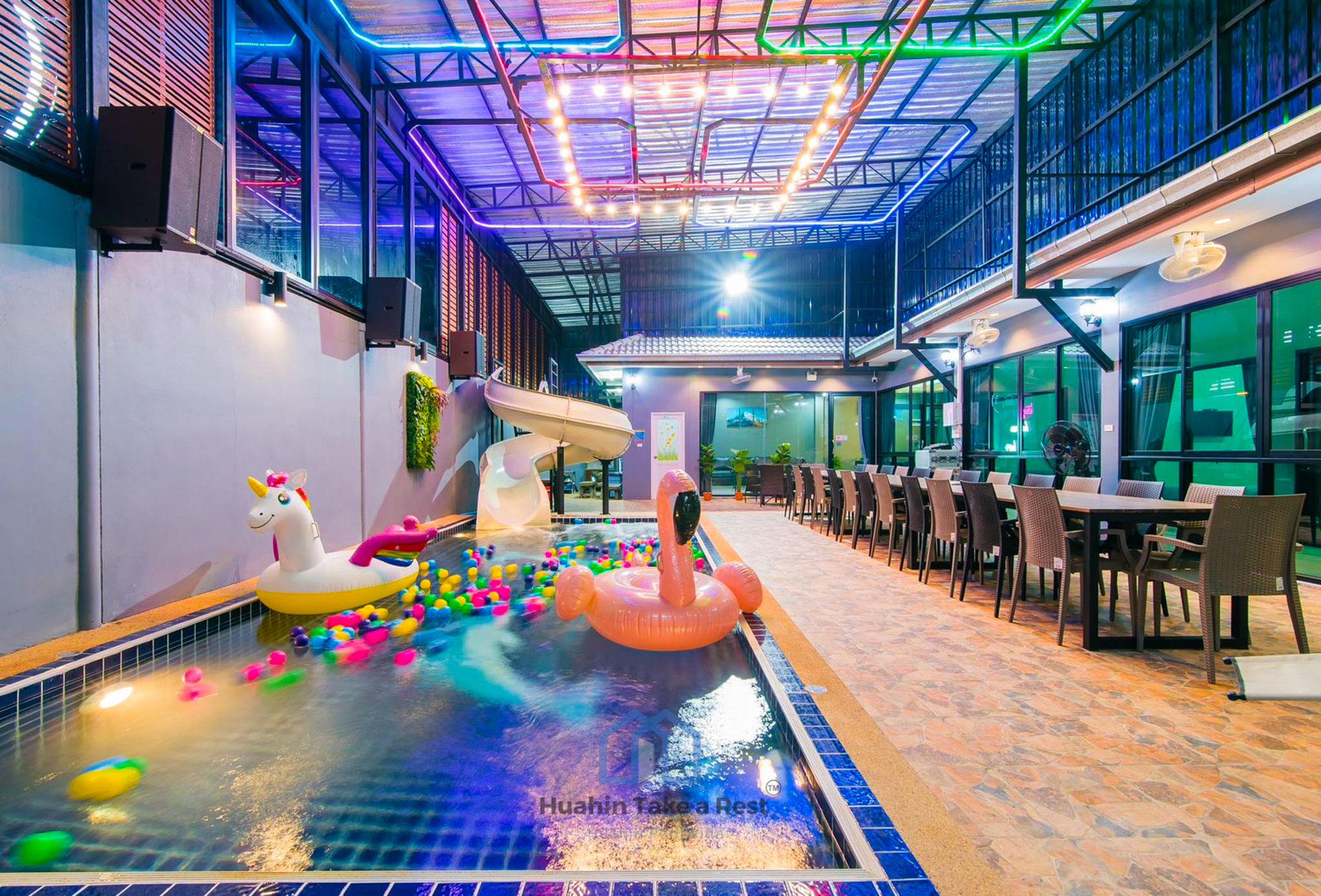 HR6017 บ้านพักชะอำ บ้านพีพี พูลปาร์ตี้