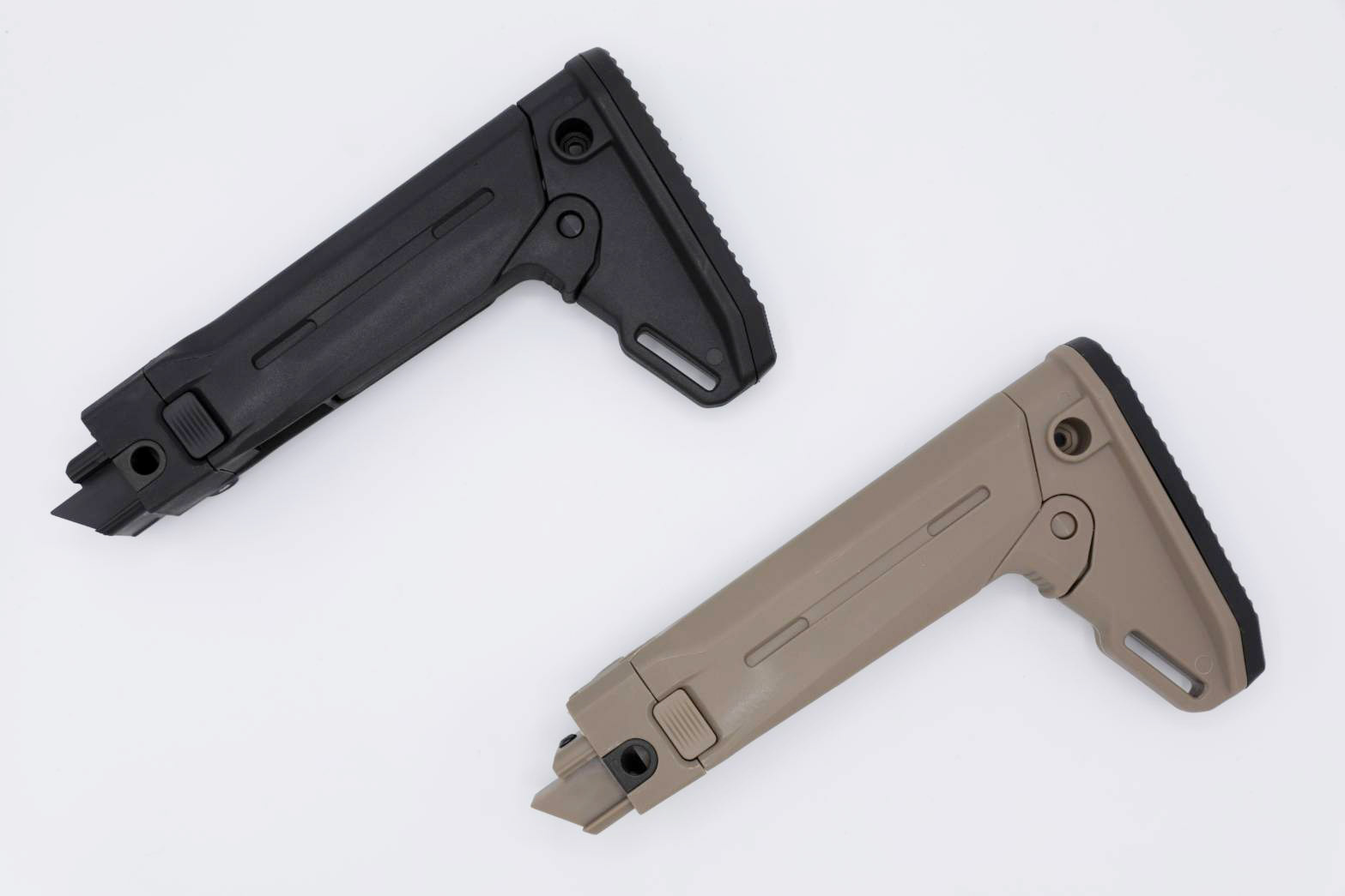 New. พานท้าย AK ทรง Magpul รุ่น Zhukov-S - ผลิตจากโพลิเมอร์เนื้อหนา - ทนทาน - ติดตั้ง่าย - สามารถติดตั้งกับตระกูล AK ได้ทุกรุ่น - สามารถยืดหดได้ 5 ระดับ - สามารถพับพานท้ายได้ (บานพับแข็งแรงไม่คลอน) - มีรูสำหรับติดตั้งหูกระวิน (QD) 3 จุด - มีรูสำหรับร้อยสา