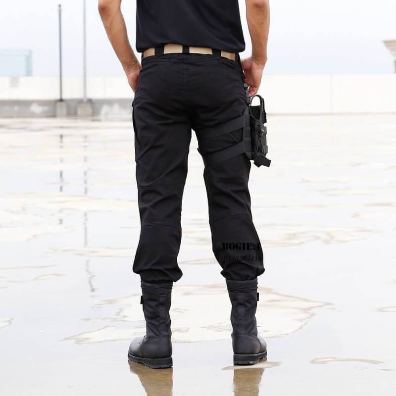 New.New.ซองปืนผ้า Cordura > ใส่ปืนพก ปืนสั้นได้ทุกชนิด >ปรับขนาดได้ >ใช้ติดเสื้อเกราะ หรือใช้ร้อยเข็มขัดได้ >เหมาะกับภารกิจภาคสนาม สีดำ สีเชียว ราคา 850 บาท Ems 100 บาท