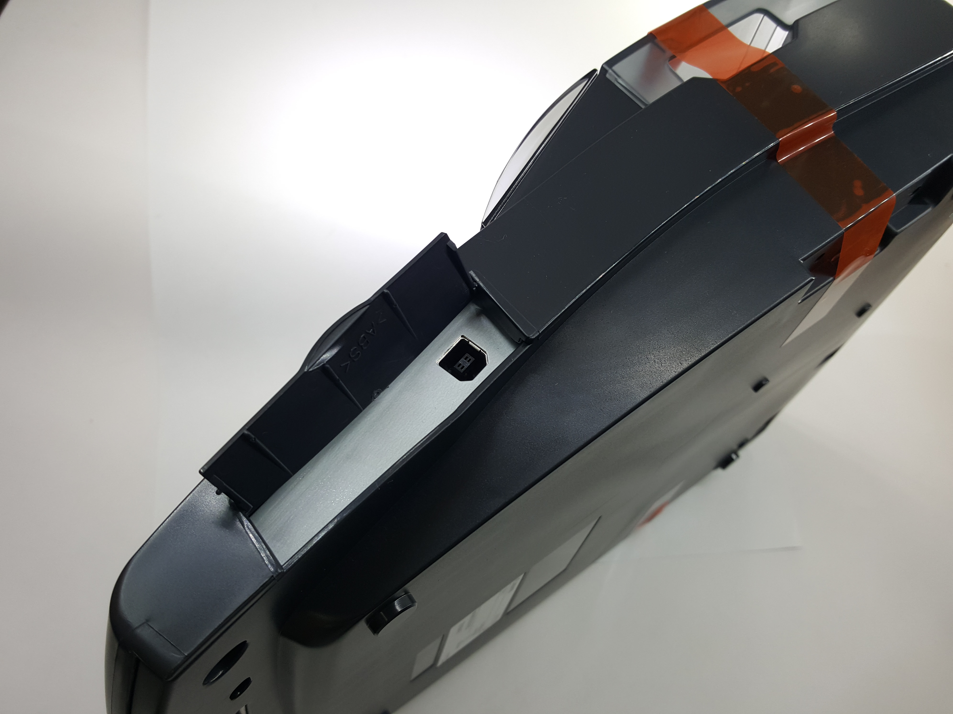 เครื่องพิมพ์ปลอกสายไฟ CANON MK-2600 Label Printer, 32,000.- Wire Marker