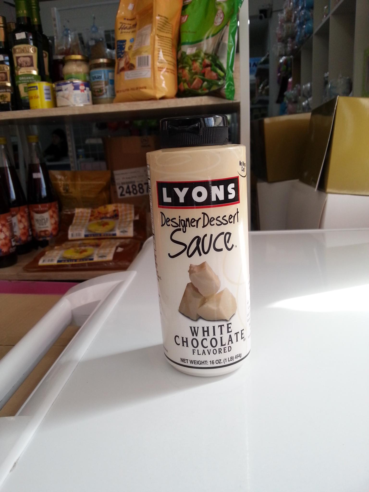 ซอส ไวต์ ช็อกโกแลต LYONS 454g.