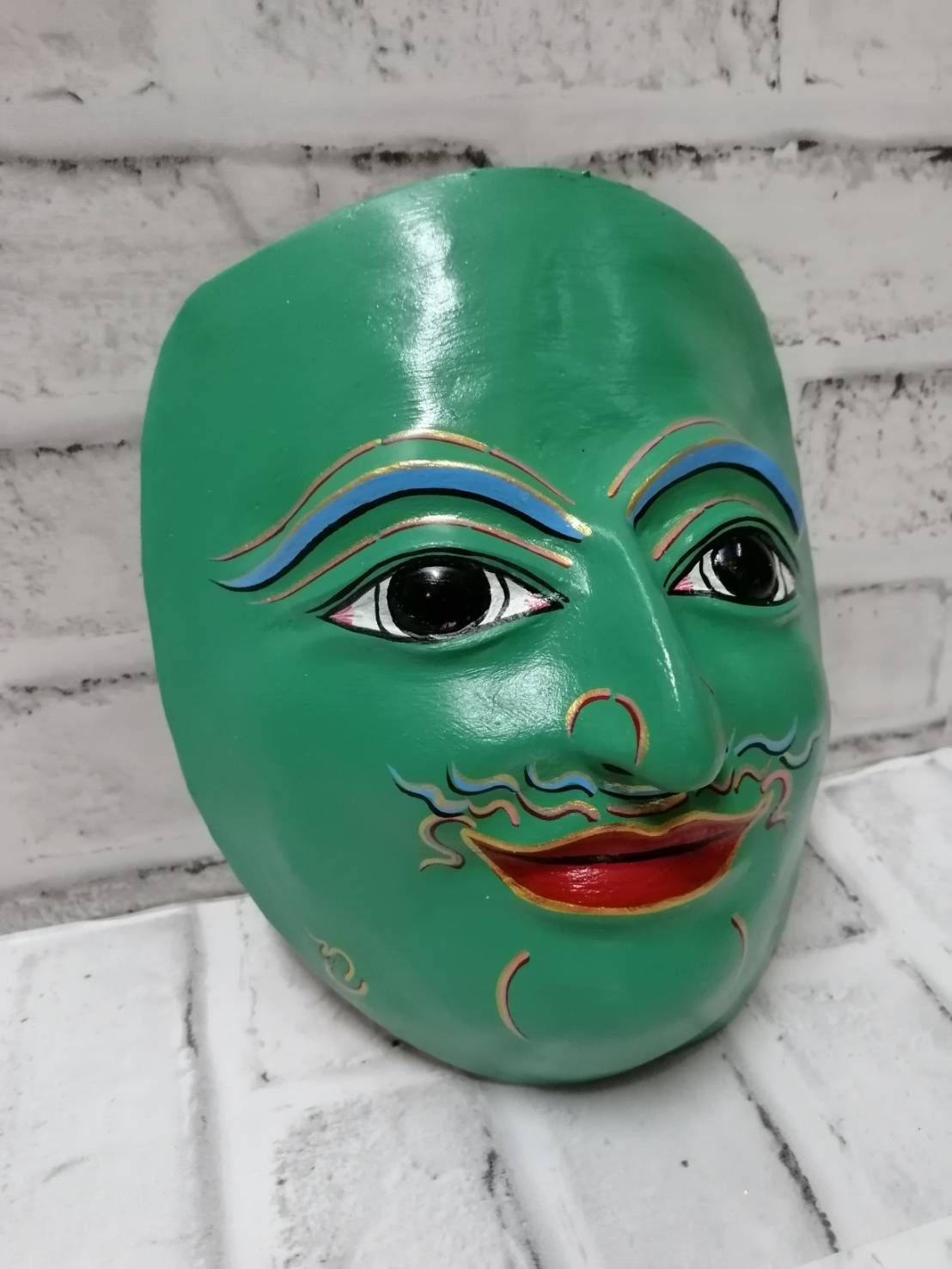 หน้ากากพระราม ใส่ตาแก้ว