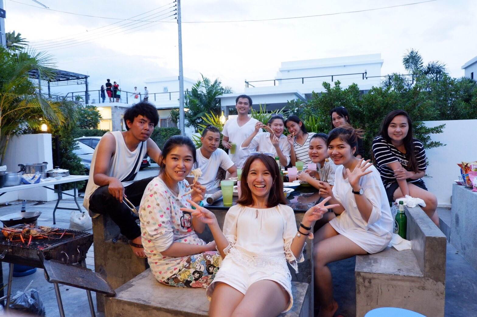 HR 4011 บ้านพักหัวหิน บ้านโพนี่ พูลวิลล่า คาราโอเกะ