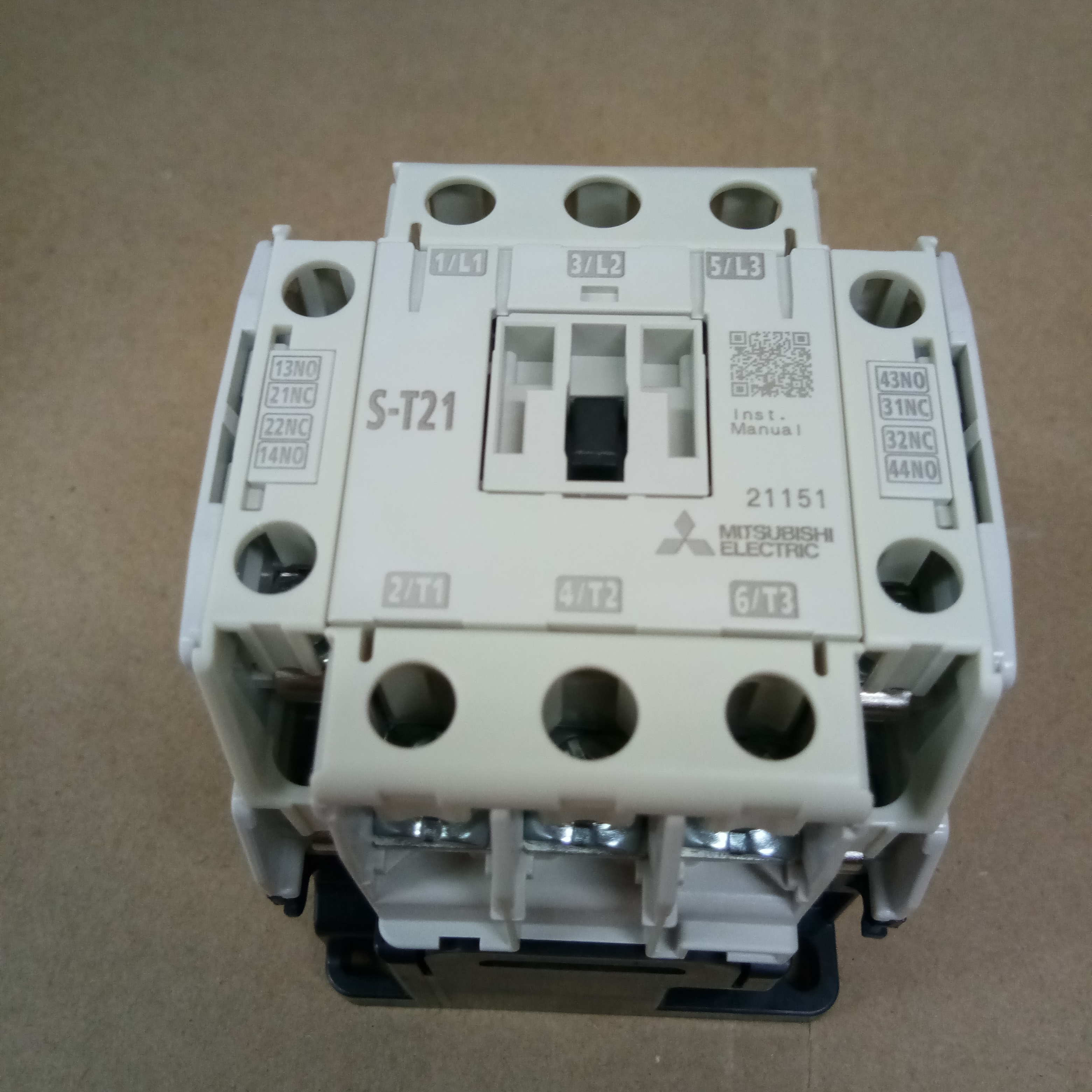 MITSUBISHI แมกเนติก คอนแทคเตอร์ MS-T/N Series รุ่น S-T21 220V