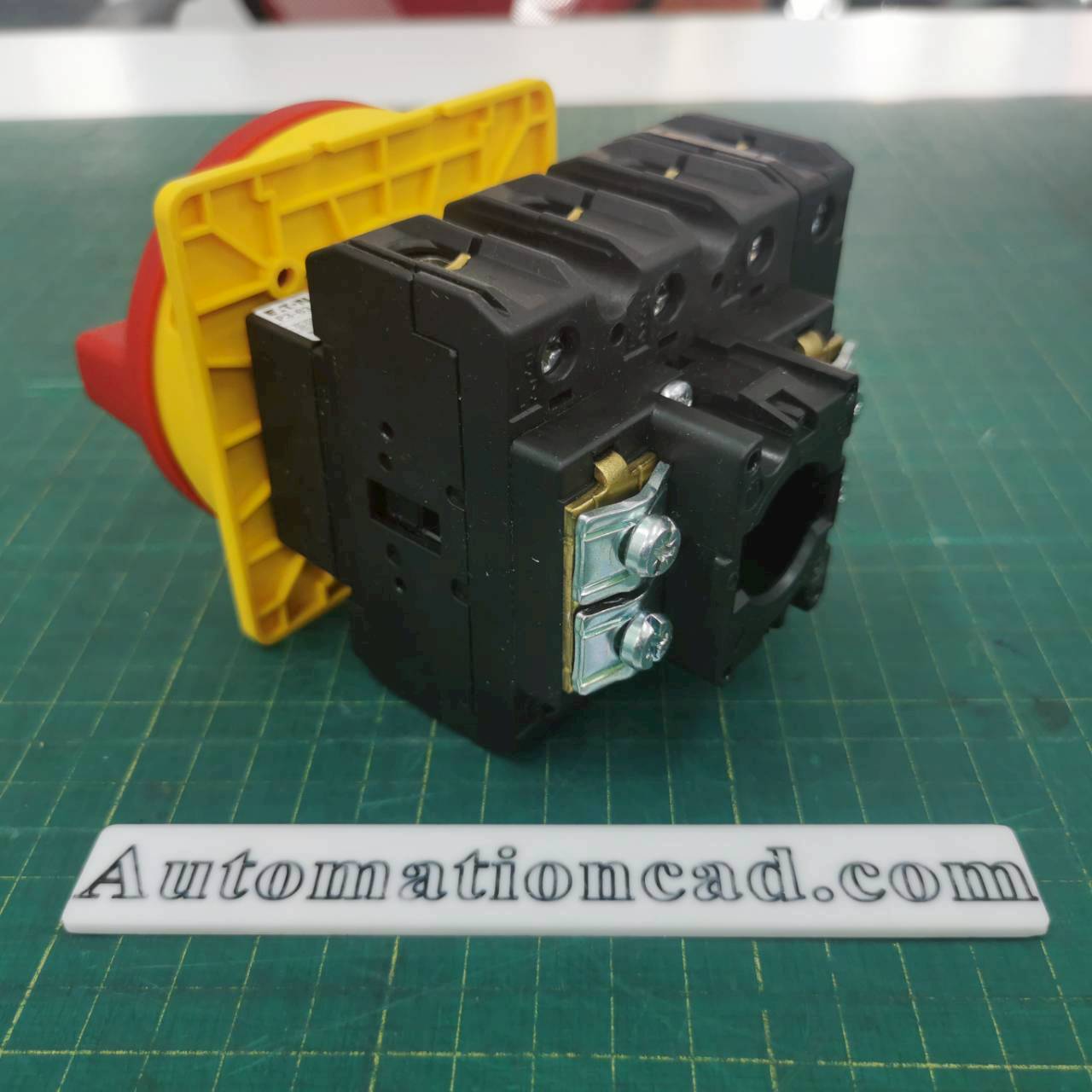 สวิตช์หลัก EATON P3-63/EA/SVB/N 63A 30kW IP65 Main Switch 3P+N Pole Flush Mount Isolator Switch