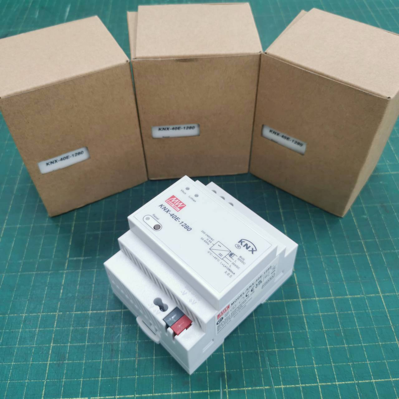 สวิทช์ชิ่งพาวเวอร์ซัพพลาย Meanwell KNX-40E-1280 POWER SUPPLY 40W 30V 1.28A