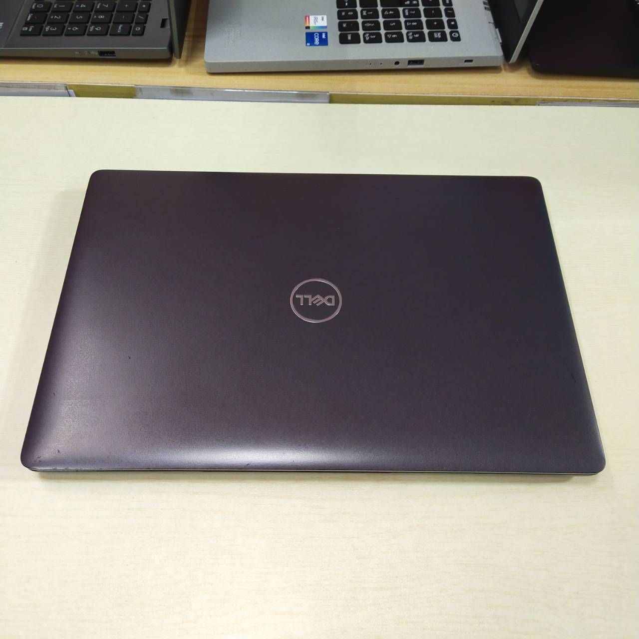DELL LATITUDE 5300 สภาพเครื่อง 80% หน้าจอ Touch Screen มี 2 เครื่อง