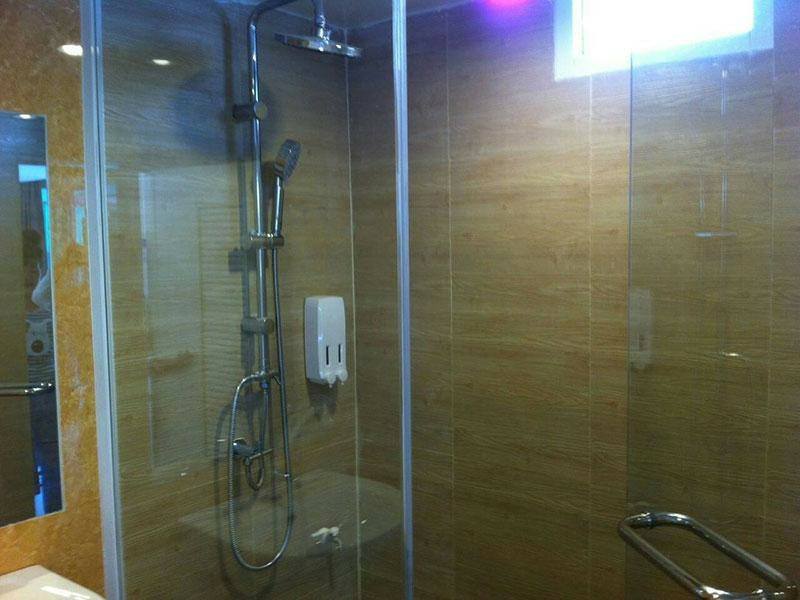 HR 10100 เดอะแกรน ชะอำ