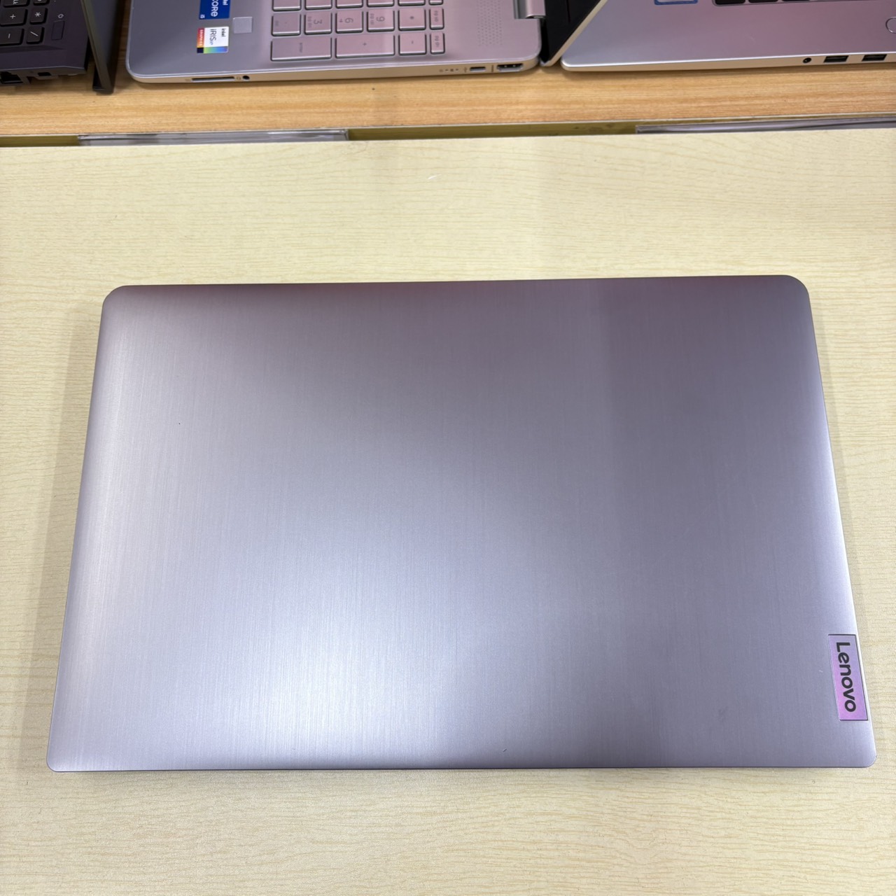 LENOVO IDEAPAD 3 15ITL6 82H800J9TA ติดฟิล์มกันรอยหน้าจอแล้ว สภาพเครื่อง 85%