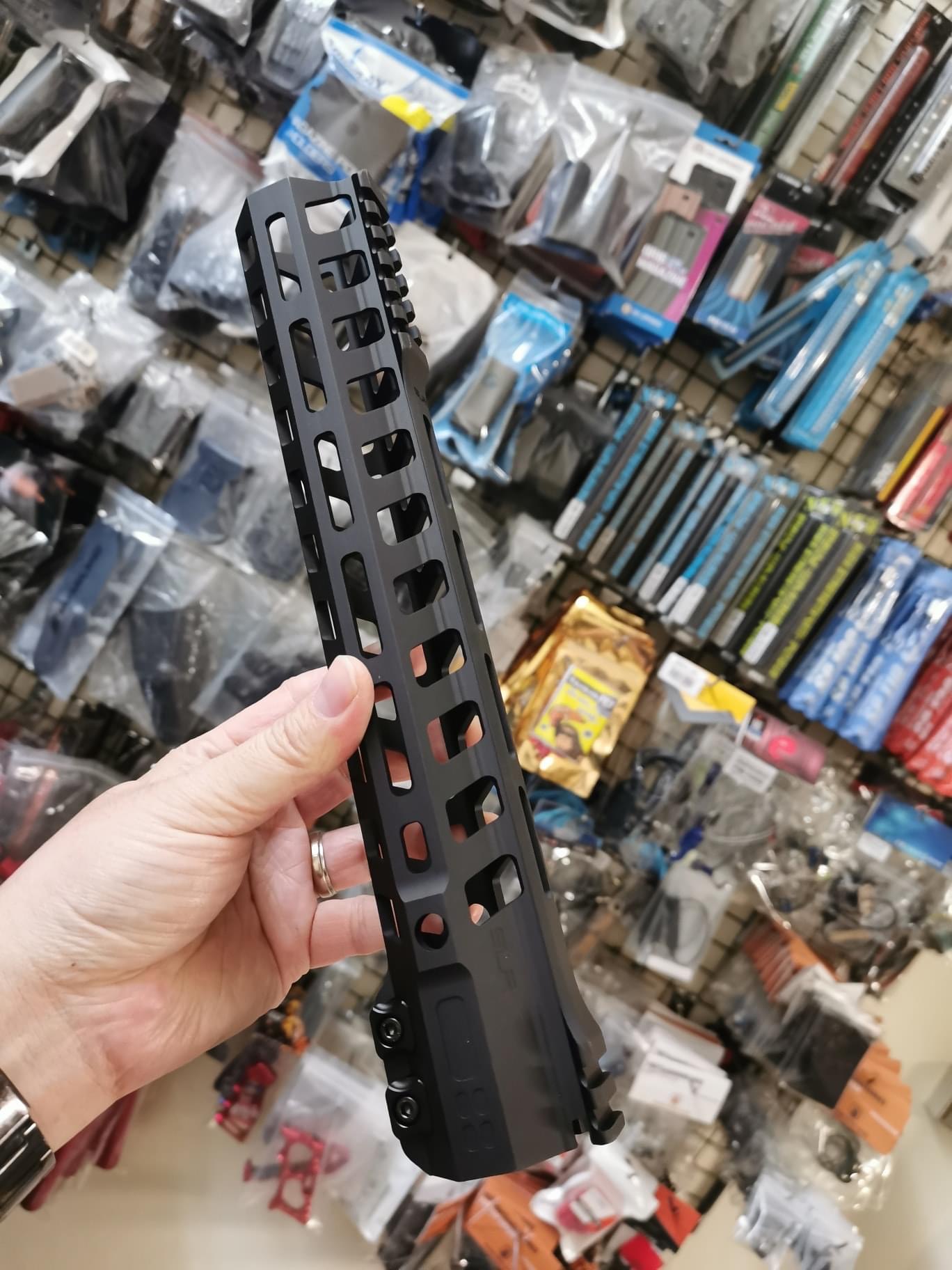 Slr. 12". Mlok มีของพร้อมส่ง