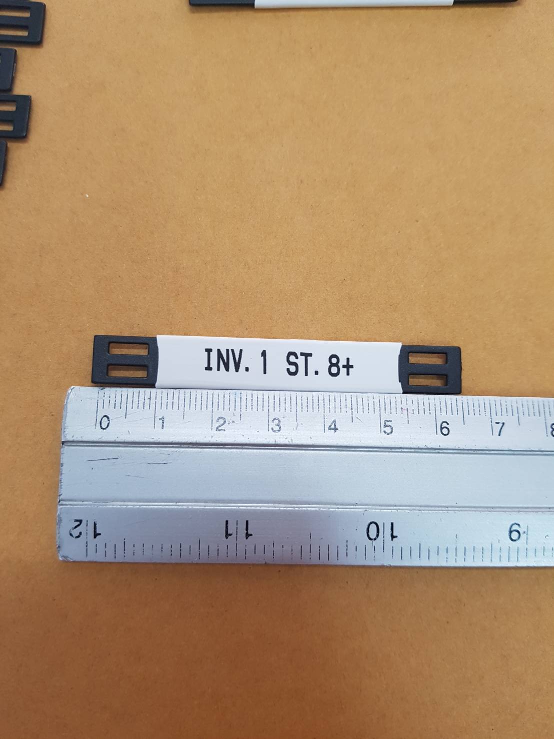 TAG มาร์คสายไฟ Polyurethane สีขาว เบอร์มาร์คสายไฟ CABLE MARKER