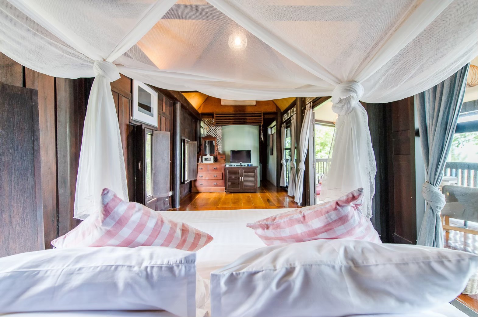 HR15062 บ้านพักติดทะเล The Le Valley Rimley Pranburi