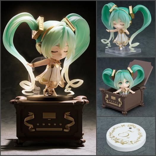 เปิดจอง : Nendoroid Hatsune Miku: Symphony 5th Anniversary Ver. (Re-run)