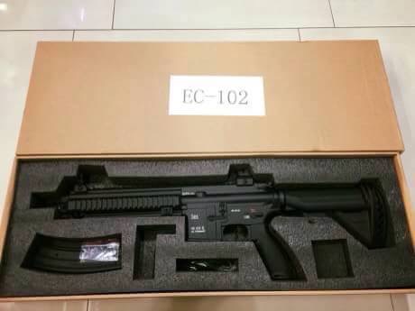New.ปืนยาวไฟฟ้า (ตระกูลM4) JR Custom Gen.2 เวอร์ชั่น JR Custom เจนทูหรือเจนสองคือ ปืนที่ทำการอัพเกรดอุปกรณ์ภายในมาจากโรงงาน อุปกรณ์ที่ทางโรงงานอัพเกรดมาได้แก่ -ลูกสูบฟันเหล็กจากโรงงาน เหนียว ทน -บูทแบริ่ง8มม อย่างดี จากโรงงาน ทน แน่นอ E&C 102 ราคาพิเศษ