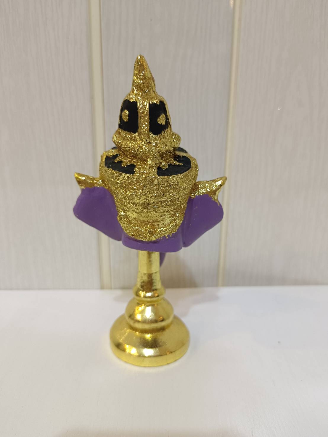 พระพิฆเนศ ขนาดจิ๋ว ขนาดตั้งหน้ารถ พร้อมฐานปิดทอง (สีม่วง)