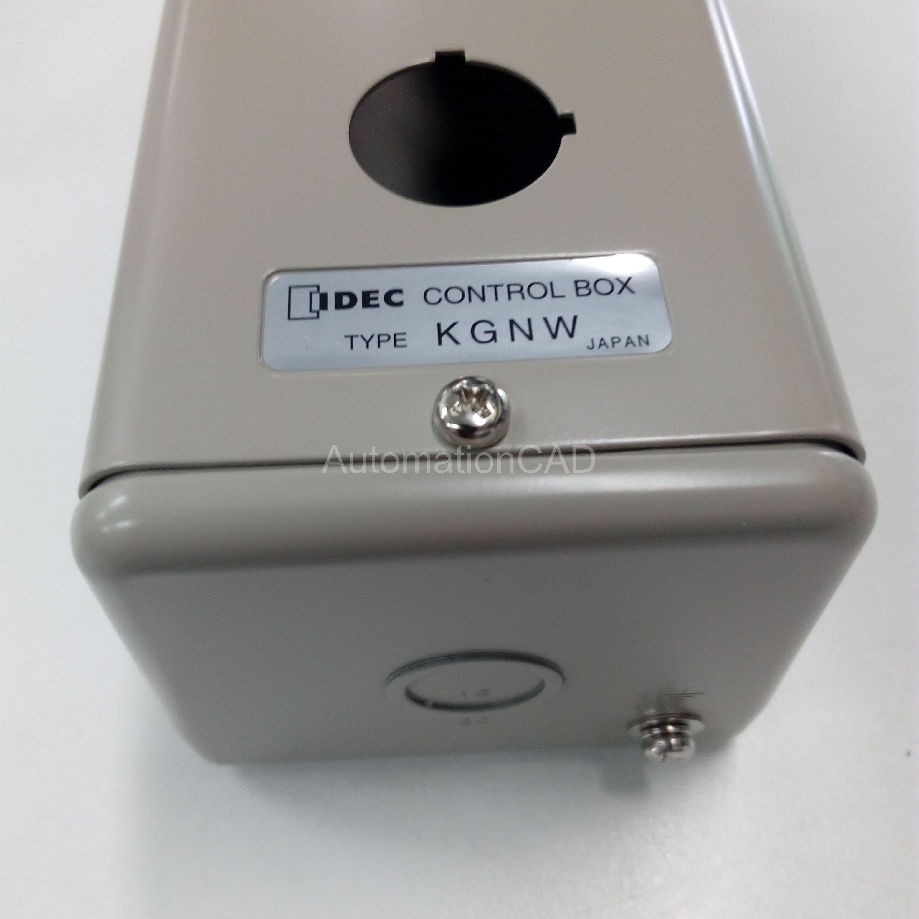 กล่องเหล็ก IDEC 4 รู Φ22mm Control Box KGN Series คอนโทรลบล็อก สำหรับใส่สวิตช์กด
