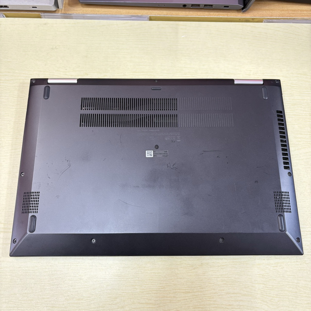 ASUS VIVOBOOOK FLIP 14 TP470EA-EC301WS สภาพเครื่อง 85% ติดฟิล์มกันรอยหน้าจอแล้ว ( 2 IN 1 ฝาพับ 360 องศา หน้าจอ Touch Screen + ปากกา )