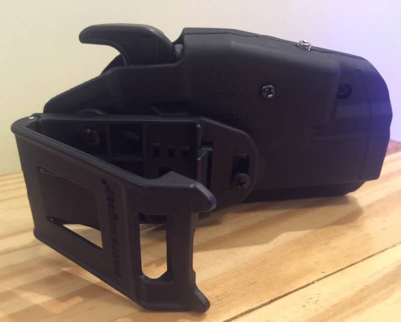 New.📌ซองปืนปลดเร็ว Emersongear 579 GLS Pro-Fit Holster ผลิตจากพลาสติกไนลอน ใช้ระบบล็อคแบบ GLS (ล็อคบริเวณโกร่งไก) สามารถใส่ได้กับปืนมากมายหลายรุ่น ไม่ว่าจะเป็น Glock, Hi-capa, Sig Sauer, beretta, S&W, H&K, Colt, CZ เป็นต้น ข้างในซองมีผ้ากำมะหยีรอง