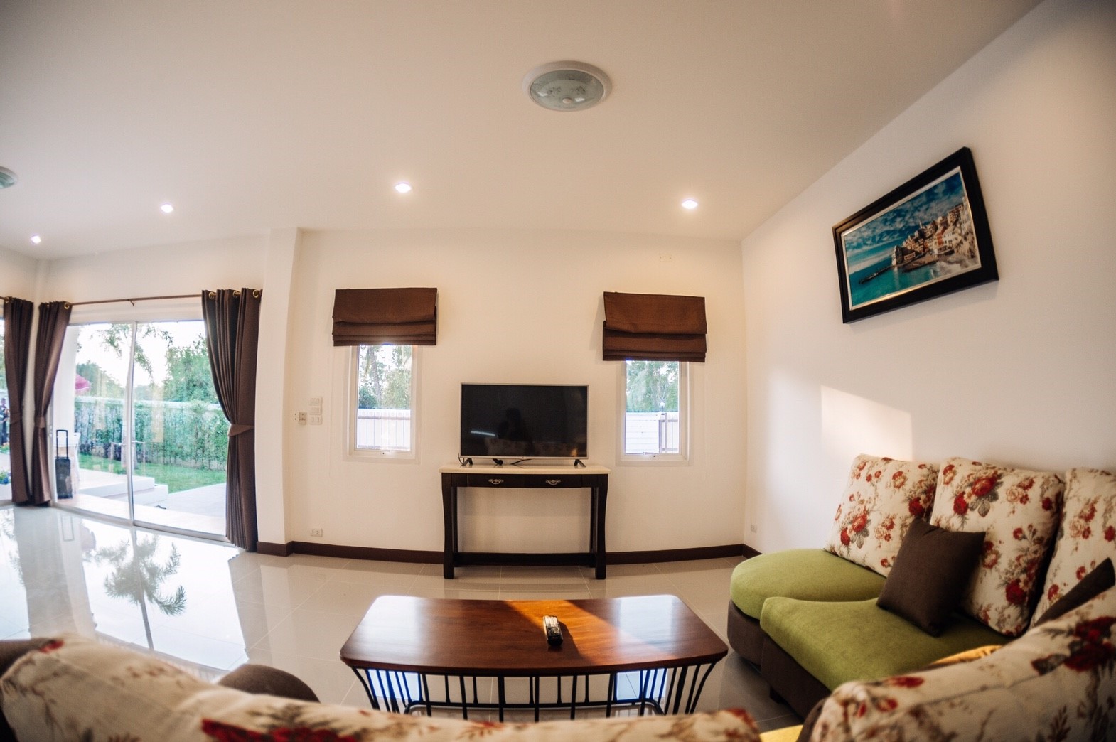 HR 4022 บ้านพักหัวหิน บ้านกาแลคซี่ คาราโอเกะ E