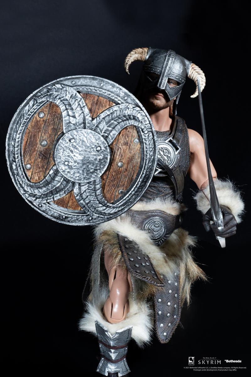 เปิดจอง : Skyrim Dragonborn: Elder Scrolls V 1/6 Scale (Deluxe)