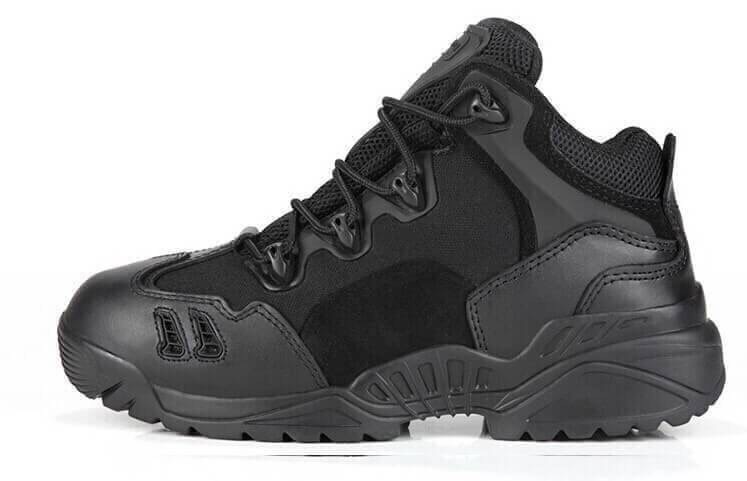 New.รองเท้า Magnum TACTICAL BOOT ข้อสั้น / ข้อยาวหนังแท้ และผ้าคอดูร่า (CORDURA) ใส่สบาย ซิปข้าง ระบายอากาศดี ไม่อับ สีดำ / สีทราย ราคาพิเศษ