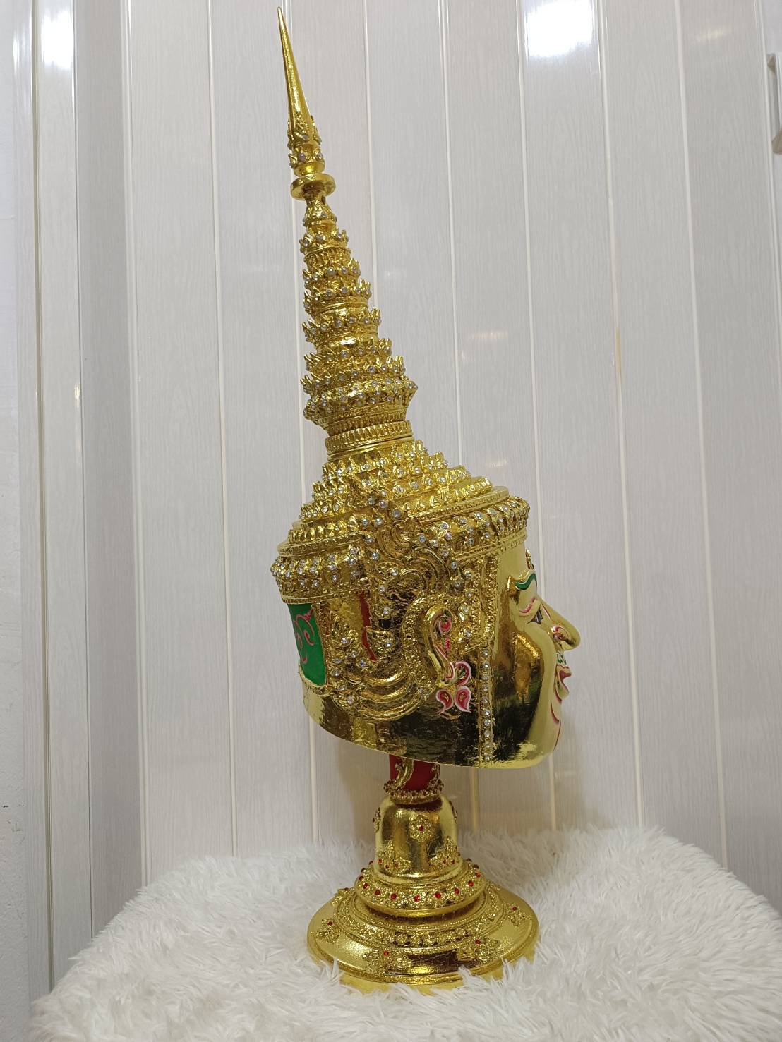 เศียร พระลักษณ์ ขนาดครอบ พร้อมฐานไม้อัดสีแดงฟรี