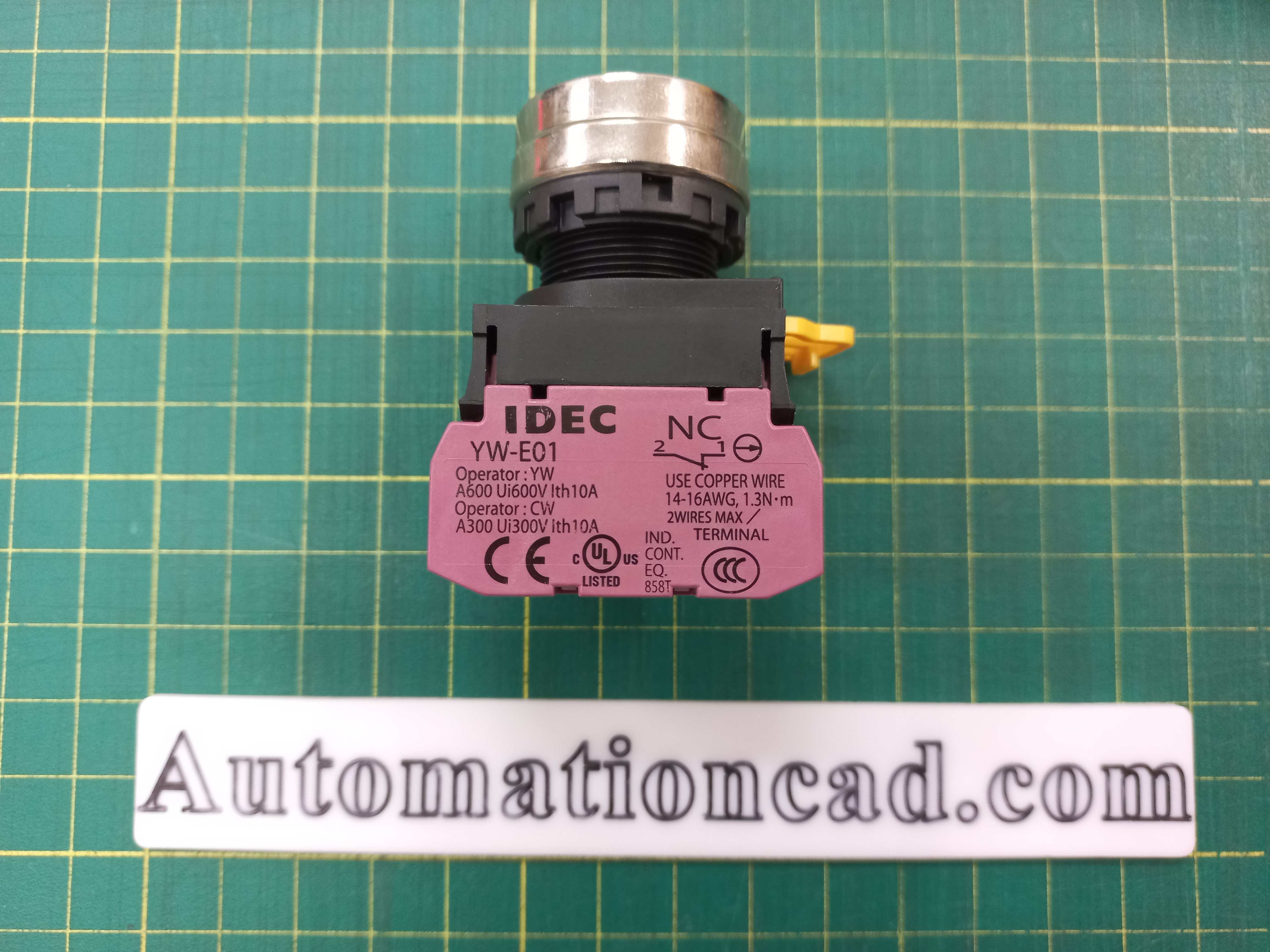 ปุ่มกดสีเขียว Push Button Switch 1NC IDEC สวิตซ์กดหัวเรียบ รู 22 mm