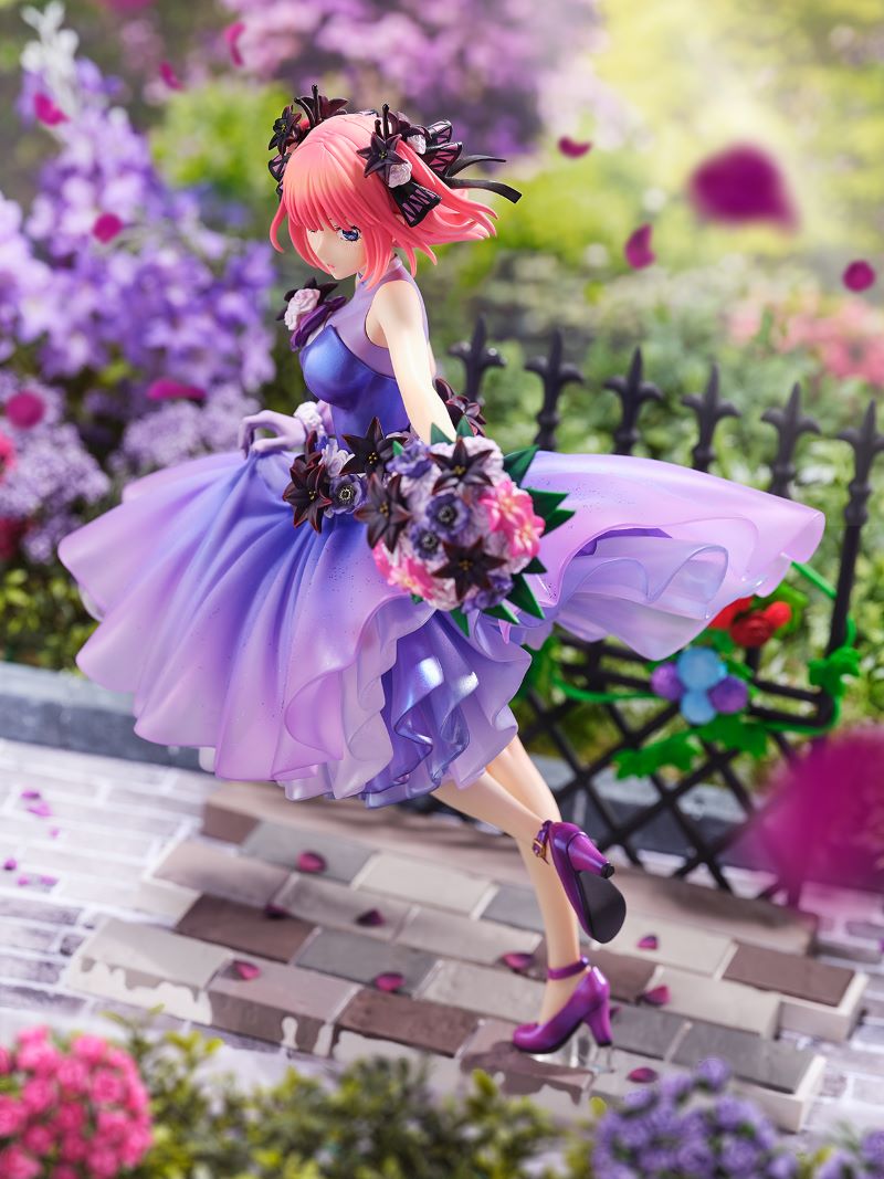 เปิดจอง : Nino Nakano-Floral Dress Ver.- (Shibuya Scramble Figure)